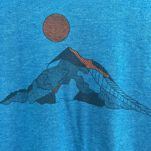 Mossimo, Slight V Neck, Size M, T Shirt Short Sleeve, - Picture 3 of 5